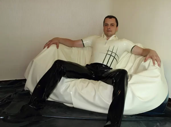 Latex Mens Graffica Polo Shirt Catsuit